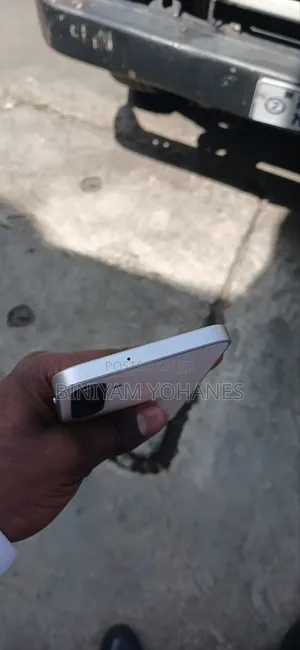 New Samsung Galaxy M16 128 GB Yellow