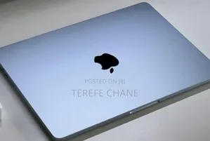 New Laptop Apple MacBook Air 2025 M4 15-inch 16GB Apple M4 SSD 256GB