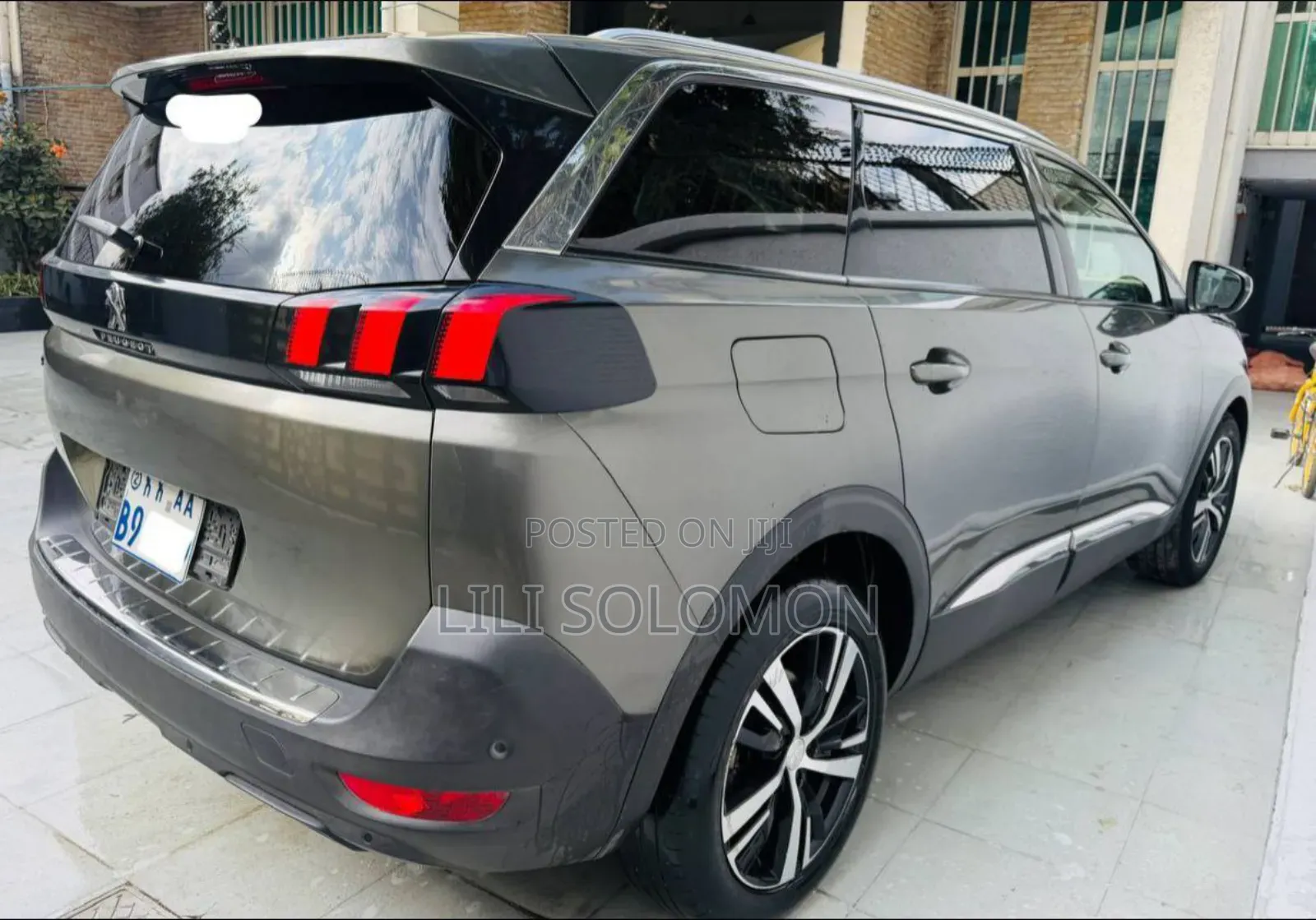 Peugeot 5008 2021 Gray