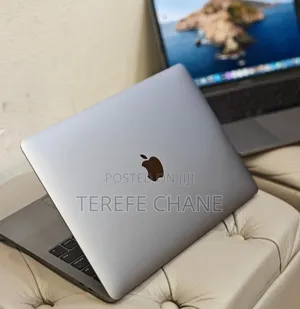 New Laptop Apple MacBook Pro 2019 16GB Apple M1 Pro SSD 256GB