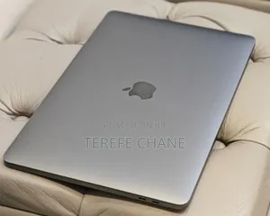 New Laptop Apple MacBook Pro 2019 16GB Apple M1 Pro SSD 256GB