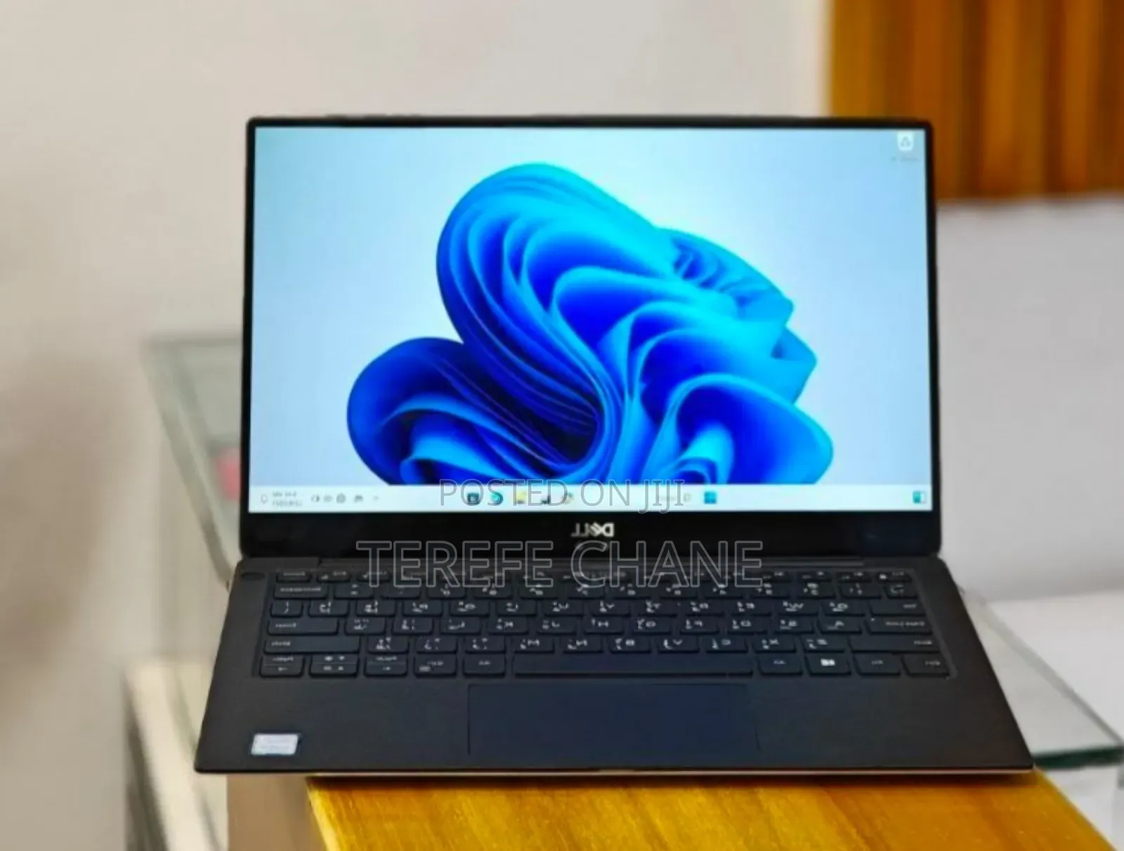 New Laptop Dell XPS 13 9370 8GB Intel Core i5 SSD 512GB