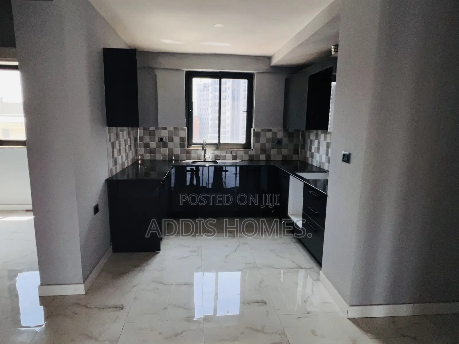 3bdrm Apartment in Bole for sale