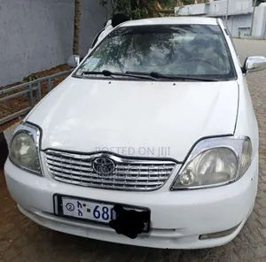 Toyota Corolla Hatchback 2001 White