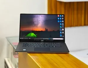 New Laptop Dell XPS 15 16GB Intel Core i9 SSD 512GB