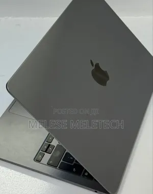 New Laptop Apple MacBook Air 2023 M2 8GB Apple M2 SSD 256GB