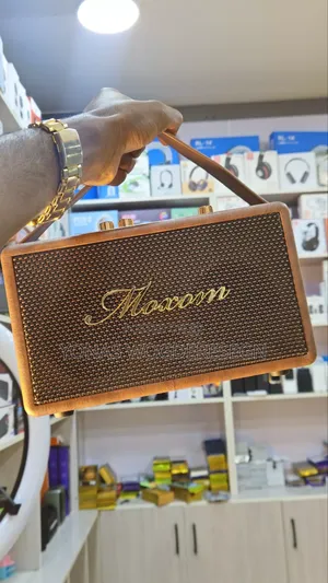 Moxom Retro Wireless Bluetooth Speaker
