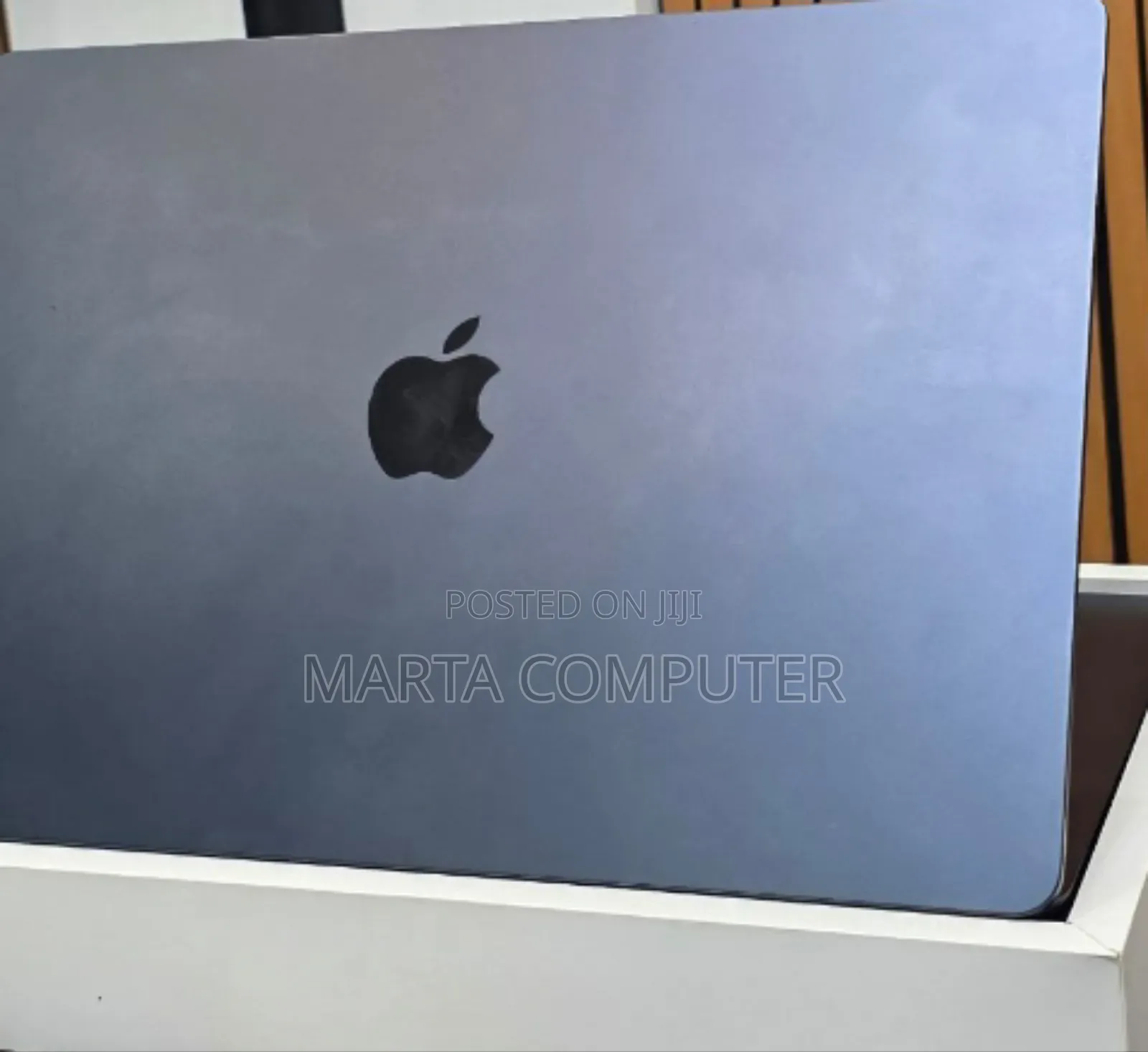 New Laptop Apple MacBook Air 2025 M4 15-inch 16GB Apple M4 SSD 256GB