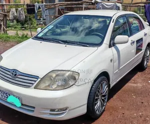 Toyota Corolla 2004 White