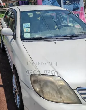 Toyota Corolla 2004 White