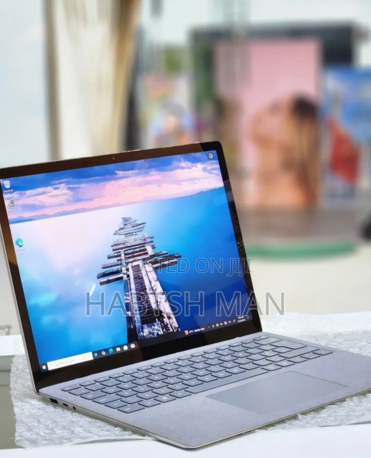 New Laptop Microsoft Surface 8GB Intel Core i5 SSD 512GB