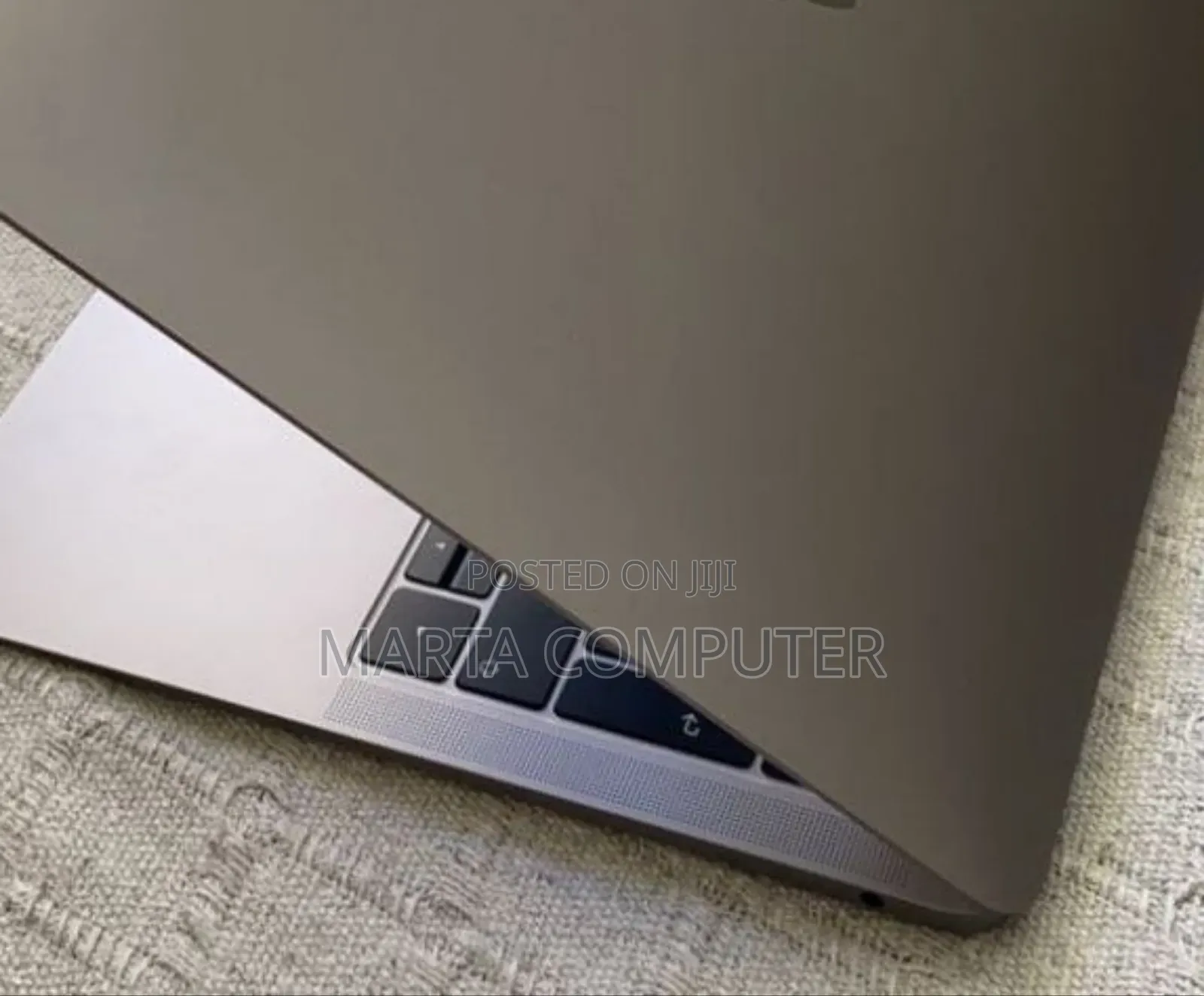 New Laptop Apple MacBook Air 2020 M1 16GB Apple M1 SSD 256GB