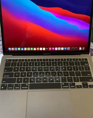 New Laptop Apple MacBook Pro M1 16GB Apple M1 SSD 256GB