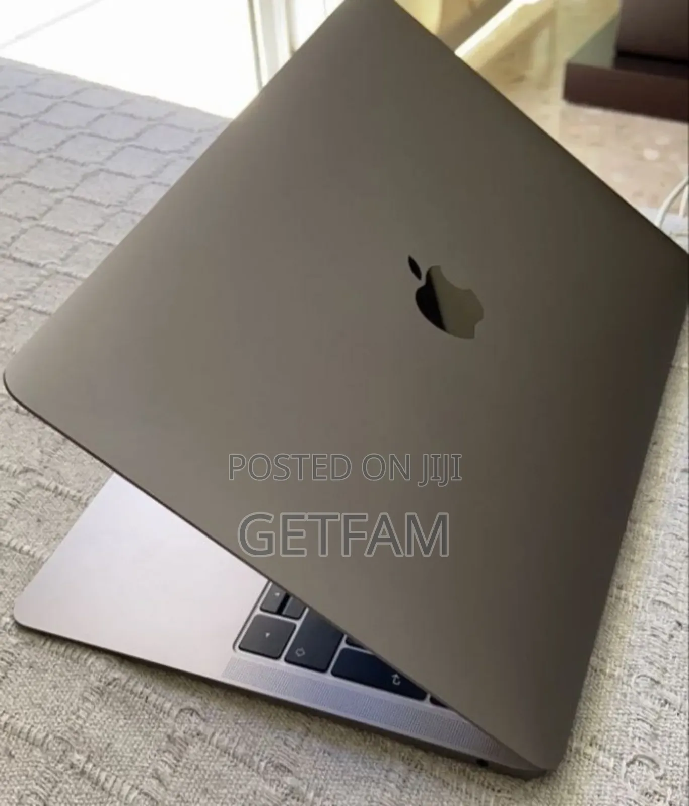 New Laptop Apple MacBook Pro M1 16GB Apple M1 SSD 256GB
