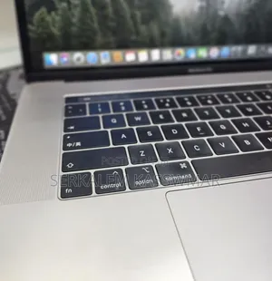New Laptop Apple MacBook Pro 2019 16GB Intel Core i9 SSD 512GB
