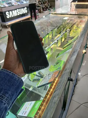 New Samsung Galaxy M13 64 GB