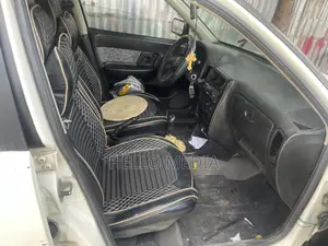 Volkswagen Golf Variant 2000 White