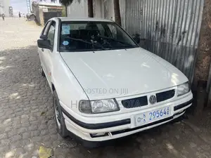 Volkswagen Golf Variant 2000 White