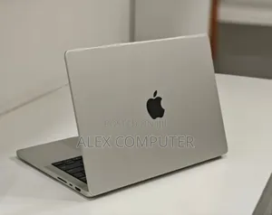 New Laptop Apple MacBook Pro 2024 M4 14-inch 16GB Apple M4 SSD 1T