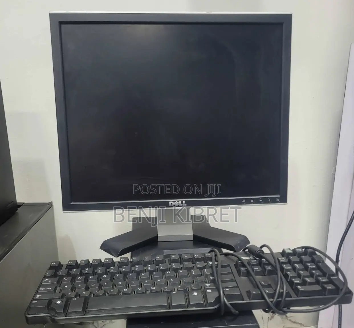 Desktop Computer Dell 8GB Intel Core i3 HDD 1T