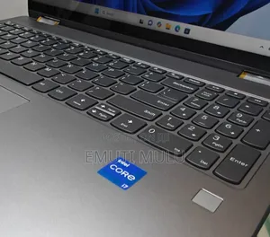 New Laptop Lenovo Yoga 7i 16GB Intel Core i7 SSD 512GB