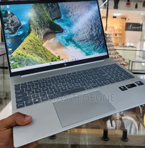 New Laptop HP Pavilion 15 16GB Intel Core Ultra 7 SSD 512GB