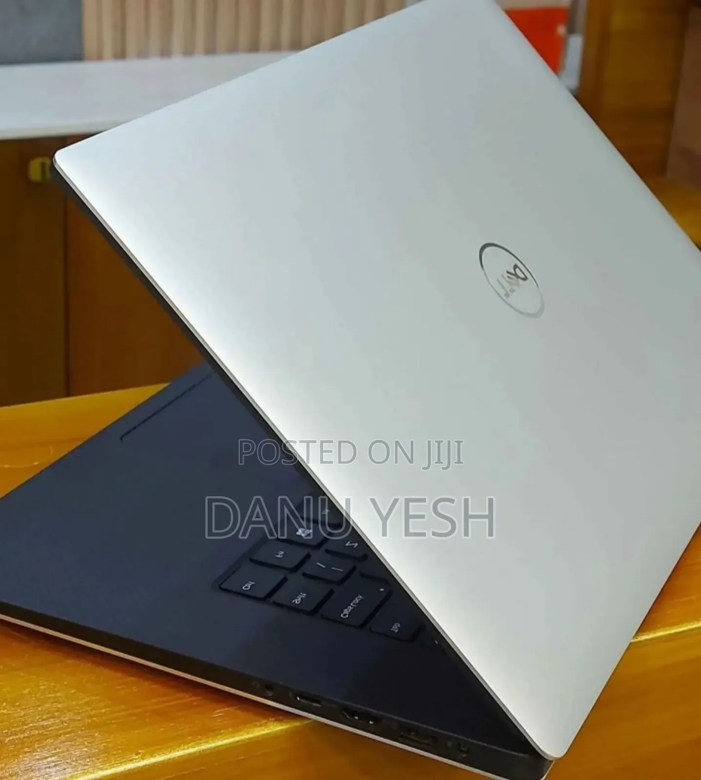 New Laptop Dell 16GB Intel Core i5 SSD 512GB