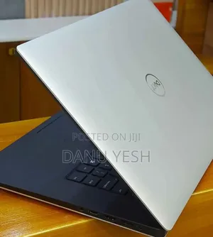 New Laptop Dell 16GB Intel Core i5 SSD 512GB