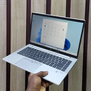 New Laptop HP EliteBook 840 G7 16GB Intel Core i7 SSD 512GB