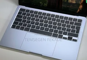 New Laptop Apple MacBook Air 2025 M4 15-inch 16GB Apple M4 SSD 256GB