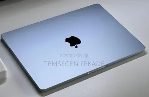 New Laptop Apple MacBook Air 2025 M4 15-inch 16GB Apple M4 SSD 256GB