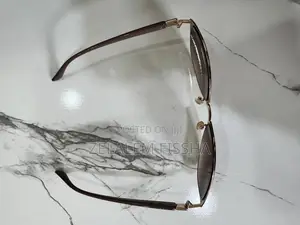 Corey" Cat Eye Sunglasses