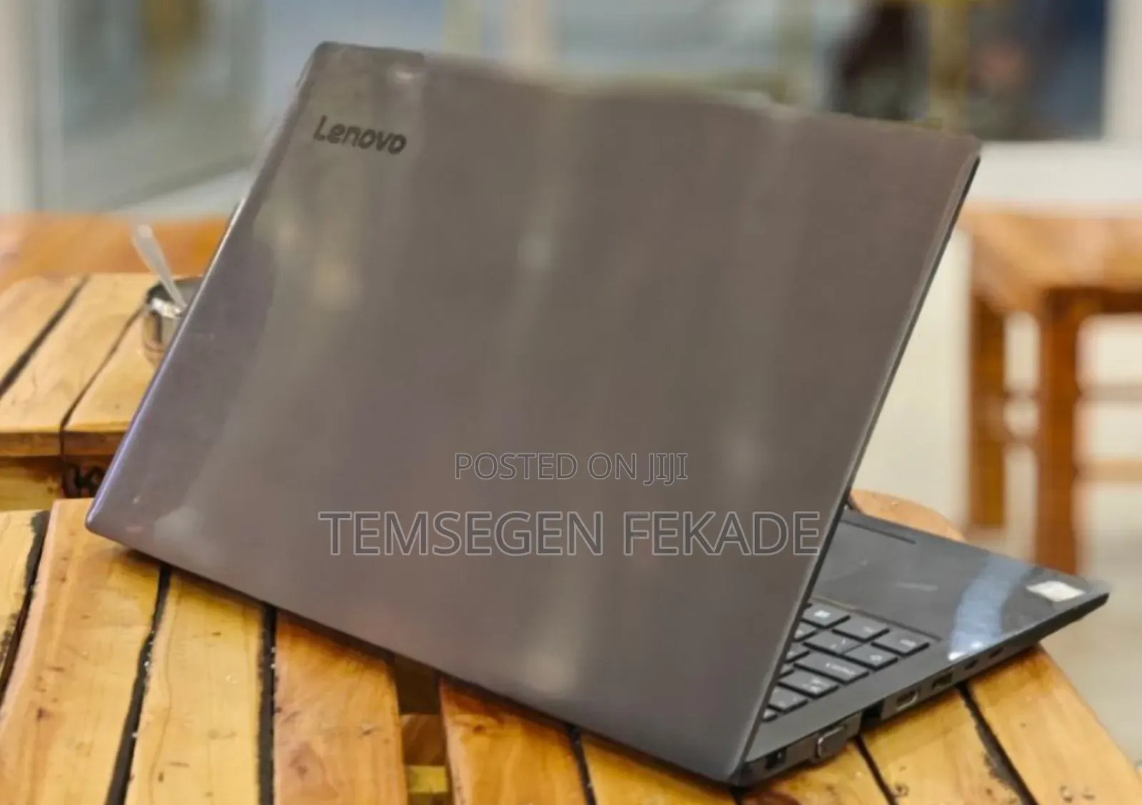 Laptop Lenovo IdeaPad 1 4GB Intel Core i3 HDD 1T