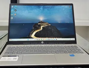 New Laptop HP Stream Notebook 8GB Intel Core i3 SSD 256GB