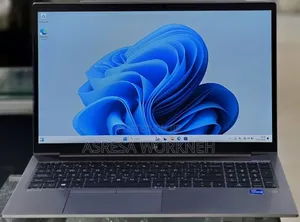 New Laptop HP 16GB Intel Core i7 SSD 512GB