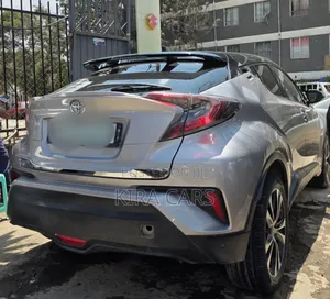 Toyota Corolla Hatchback 2019 Silver