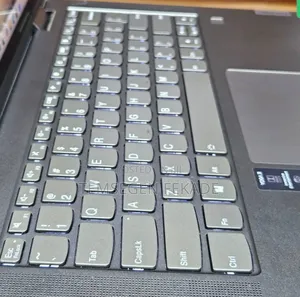 New Laptop Lenovo Yoga 7i 12GB Intel Core i5 SSD 512GB