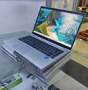 New Laptop HP EliteBook 830 G8 16GB Intel Core i5 SSD 512GB