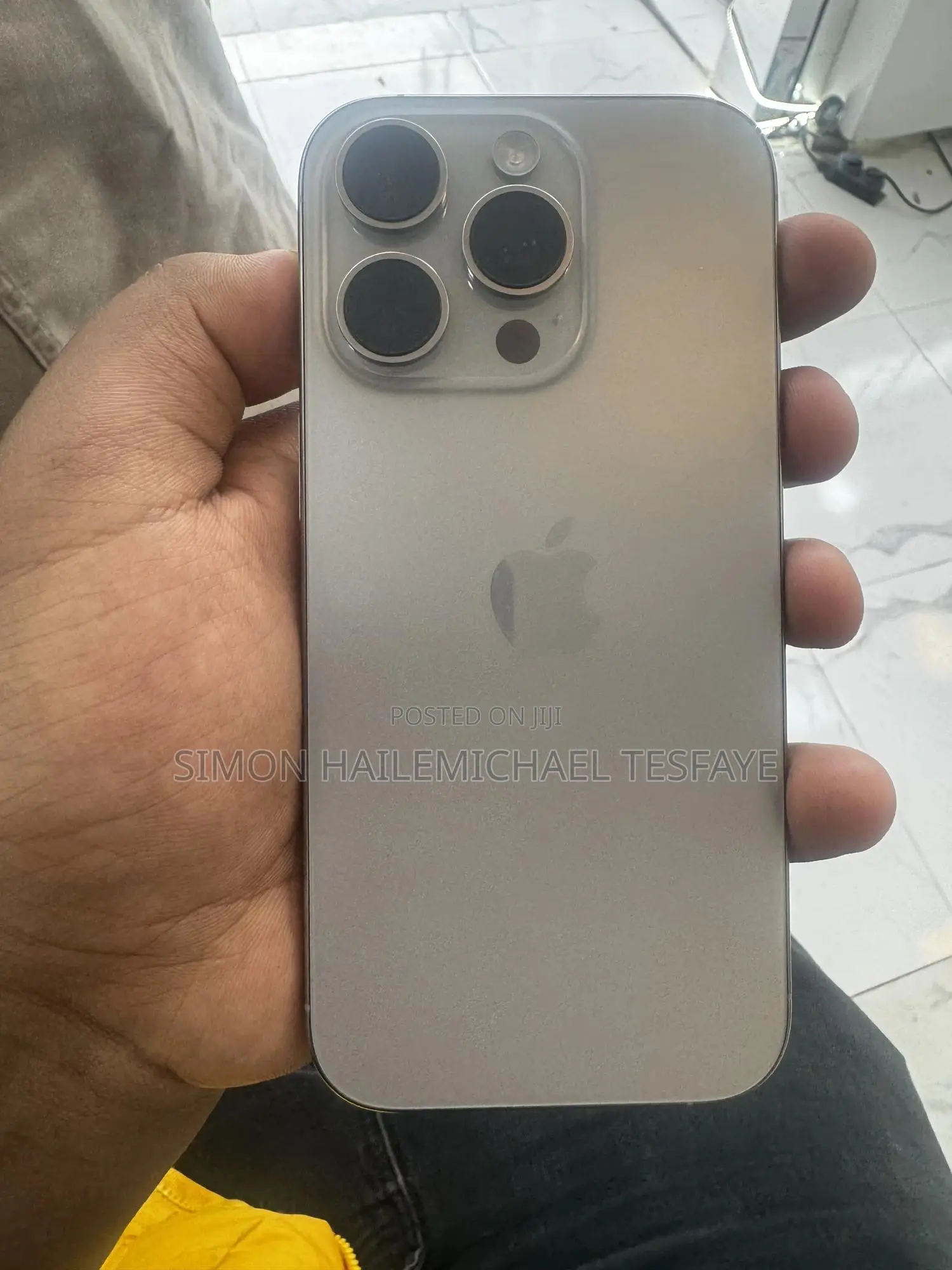 New Apple iPhone 16 Pro 256 GB Gray