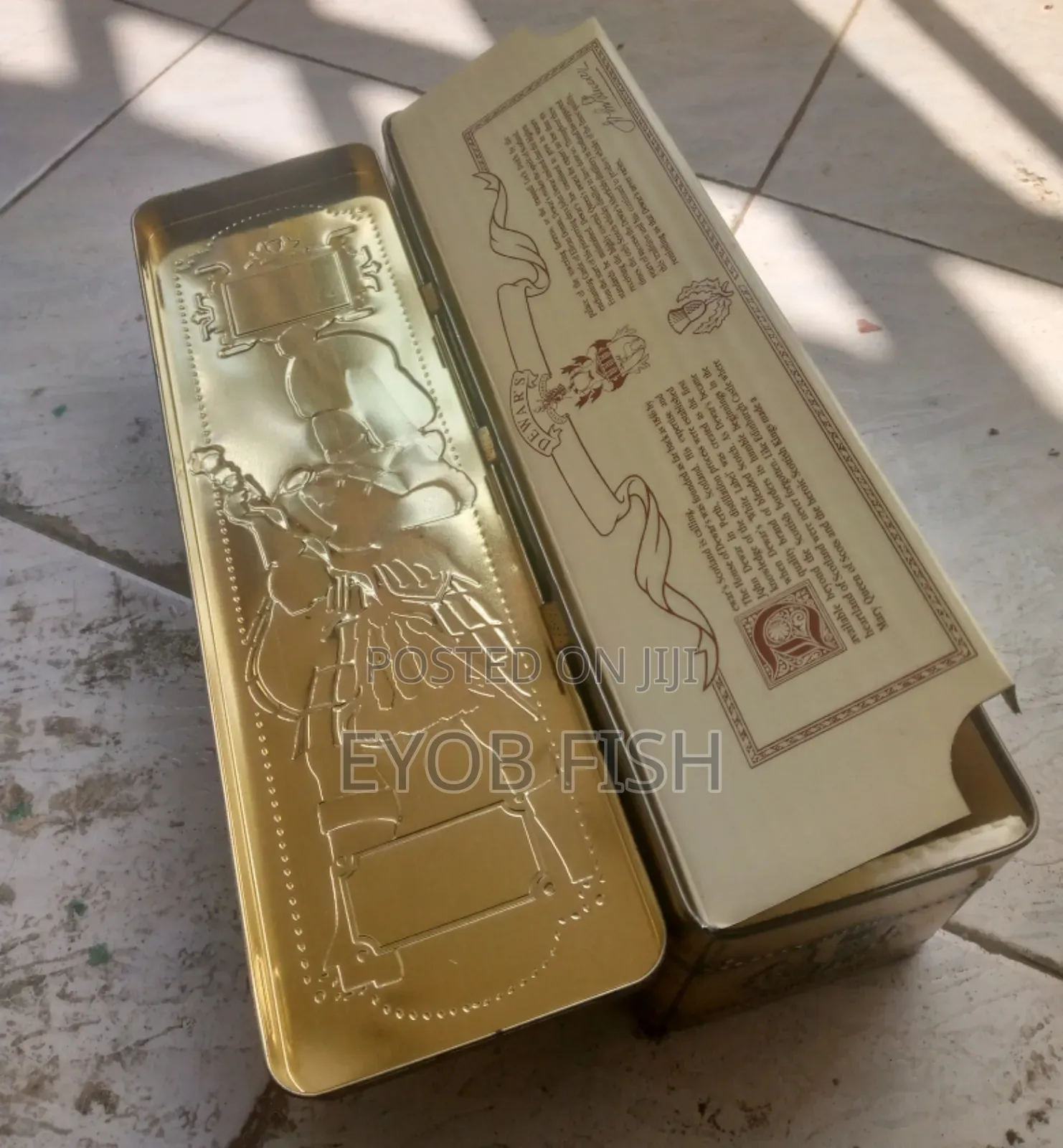 Dewar's White Label Finest Scotch Whisky