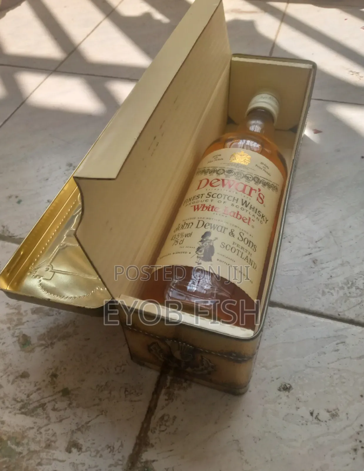 Dewar's White Label Finest Scotch Whisky