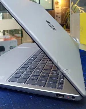 New Laptop HP Stream Notebook 16GB Intel Core i5 SSD 512GB