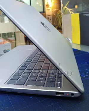 New Laptop HP Stream Notebook 16GB Intel Core i5 SSD 512GB