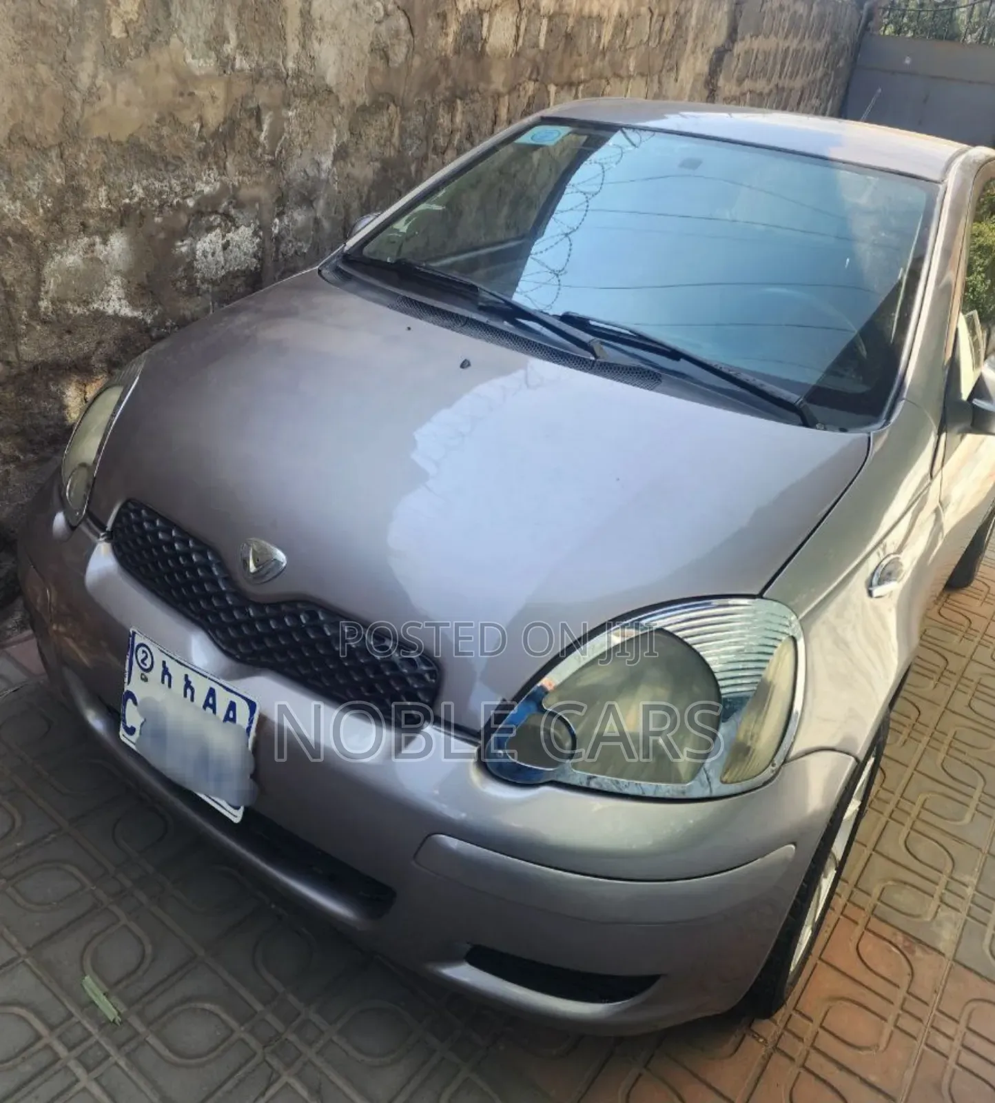 Toyota Vitz 2004 Brown