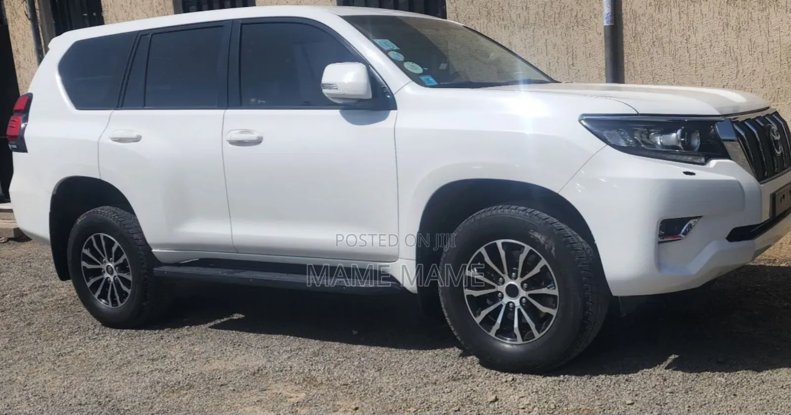 Toyota Land Cruiser Prado 2022 White