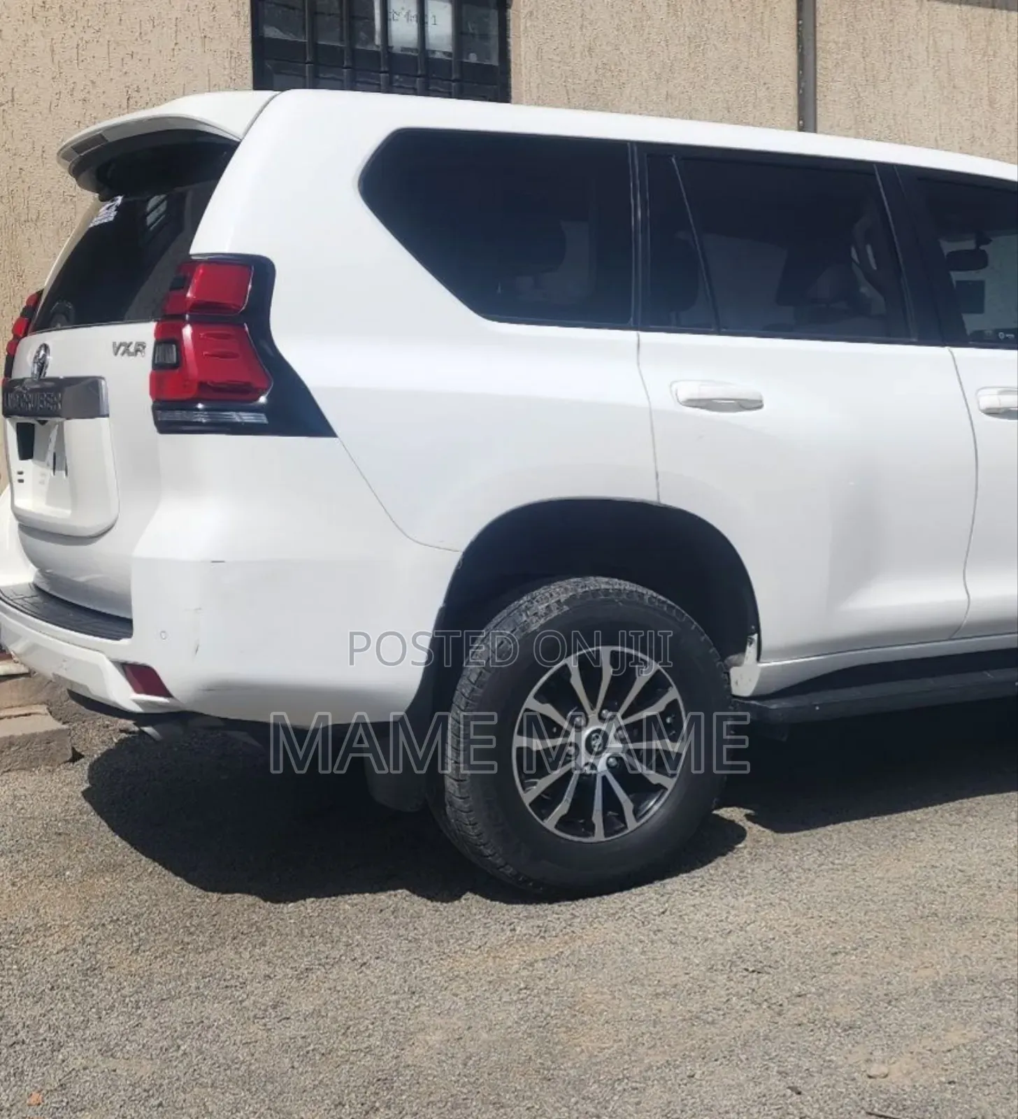 Toyota Land Cruiser Prado 2022 White