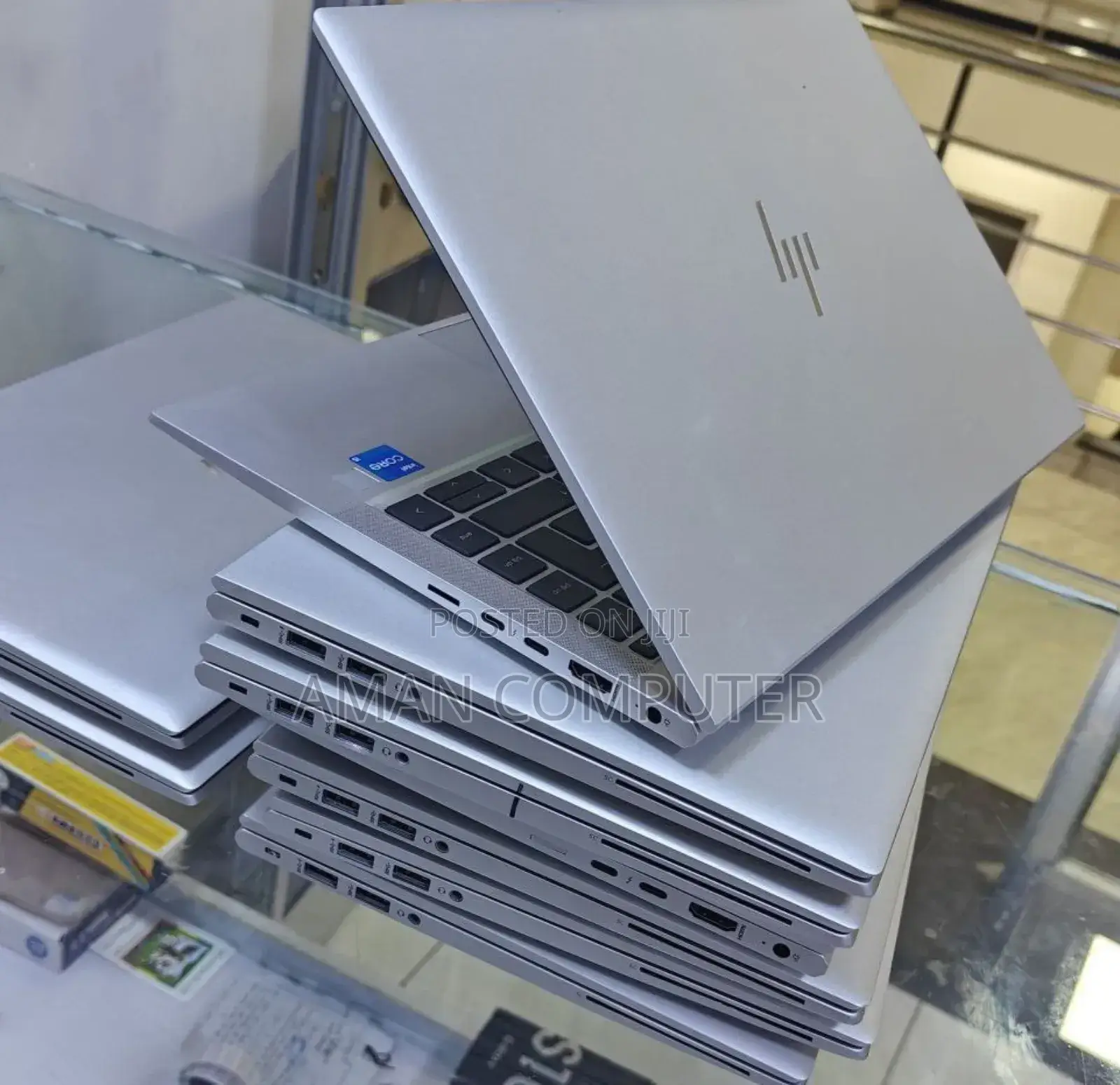 New Laptop HP EliteBook 830 G8 16GB Intel Core i5 SSD 512GB