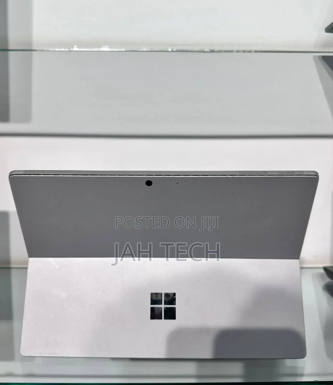 New Laptop Microsoft Surface Pro 7 16GB Intel Core i5 SSD 256GB