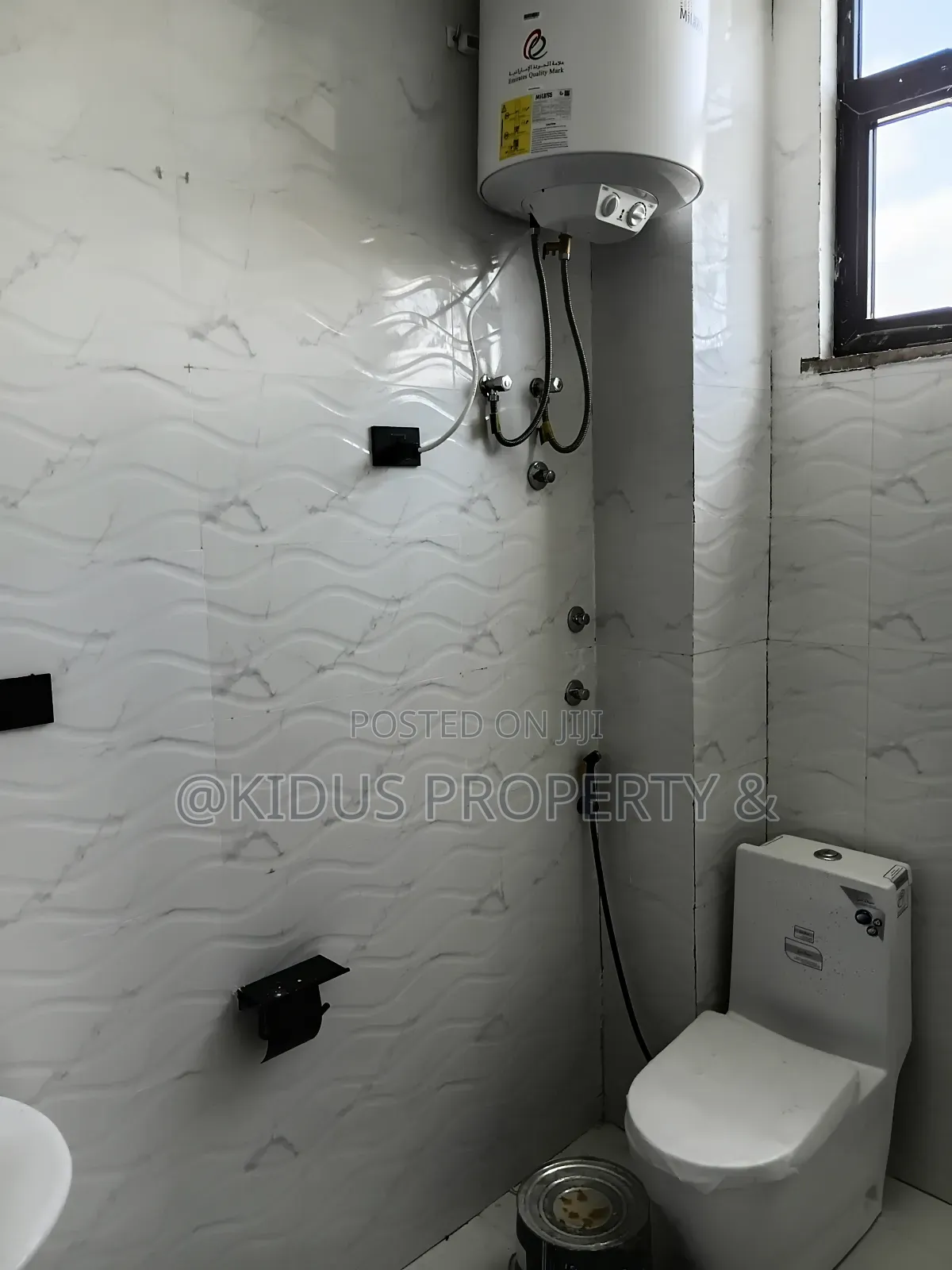 2bdrm Apartment in Mekanisa Amigos, Nifas Silk-Lafto for rent