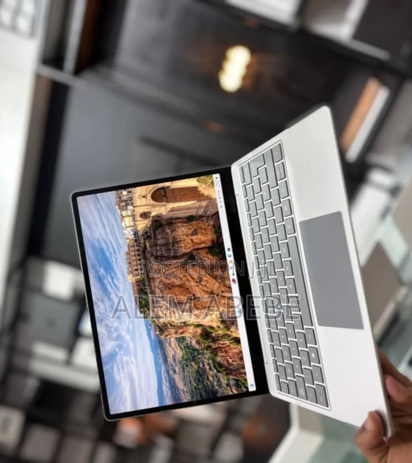 New Laptop Microsoft Surface Go 2 16GB Intel Core i5 SSD 512GB
